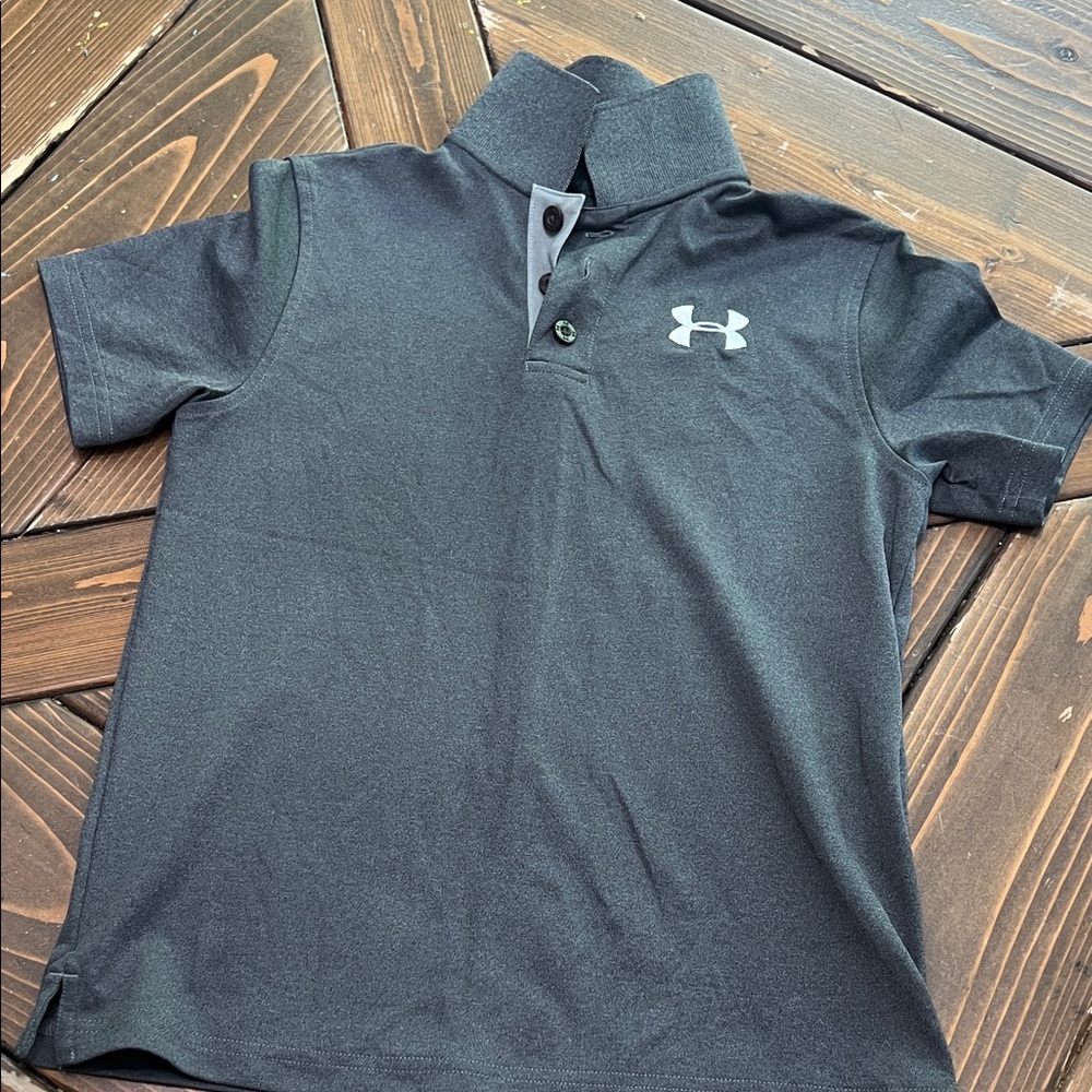 Under Armour Kids Polo Trio - Bold Red, Charcoal Gray, Light Green - Picture 3 of 7